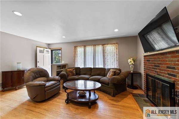 448 Schoolhouse RD, Monroe, NJ 08831