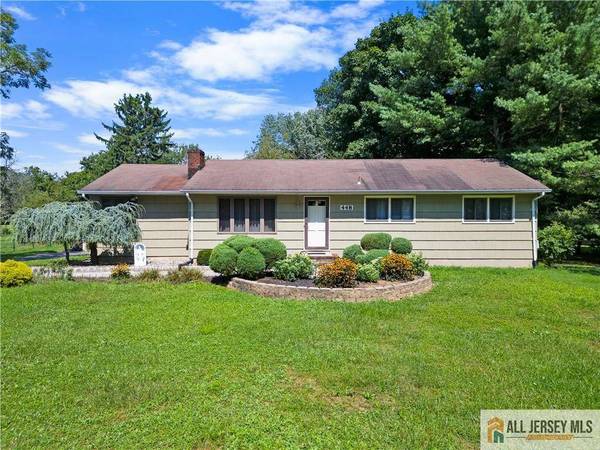 448 Schoolhouse RD, Monroe, NJ 08831