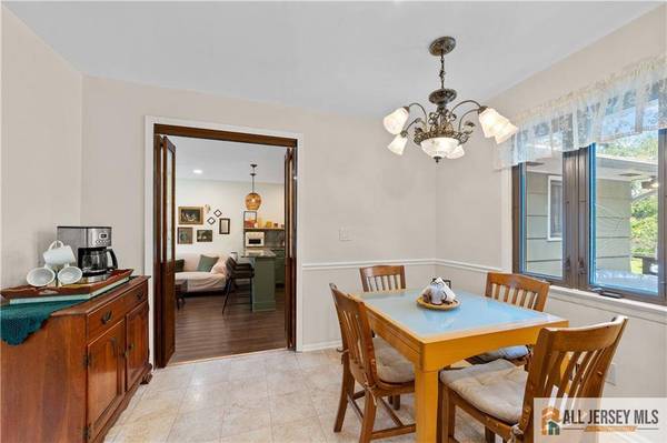 448 Schoolhouse RD, Monroe, NJ 08831