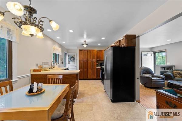 448 Schoolhouse RD, Monroe, NJ 08831