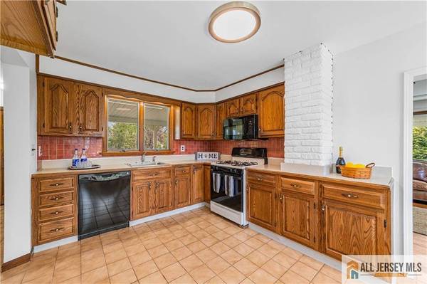 226 Gravel Hill RD, Monroe, NJ 08831