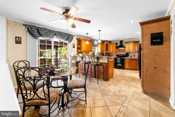 21 TANGLEWOOD PL, Monroe Township, NJ 08831