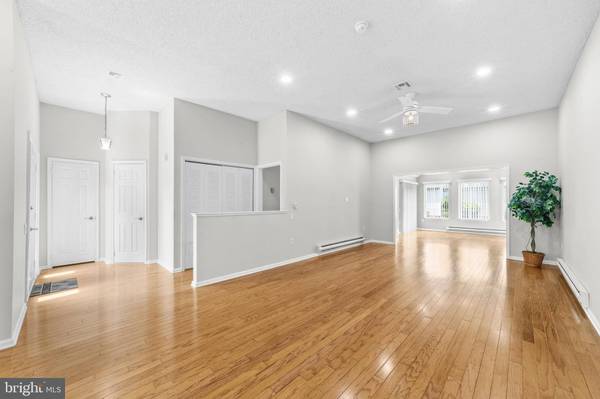 642-B MADISON DR, Monroe Township, NJ 08831