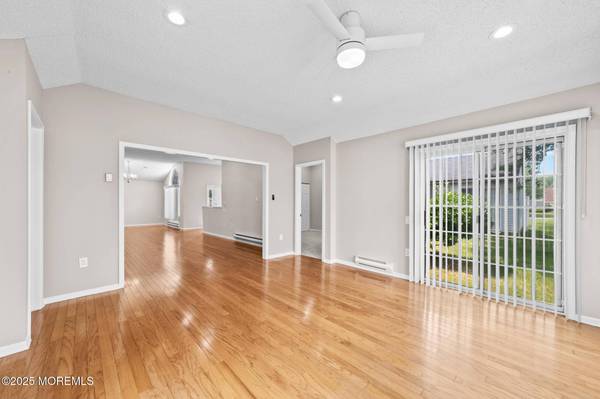 642 Madison Drive #642B, Monroe, NJ 08831