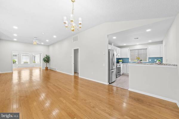 642-B MADISON DR, Monroe Township, NJ 08831