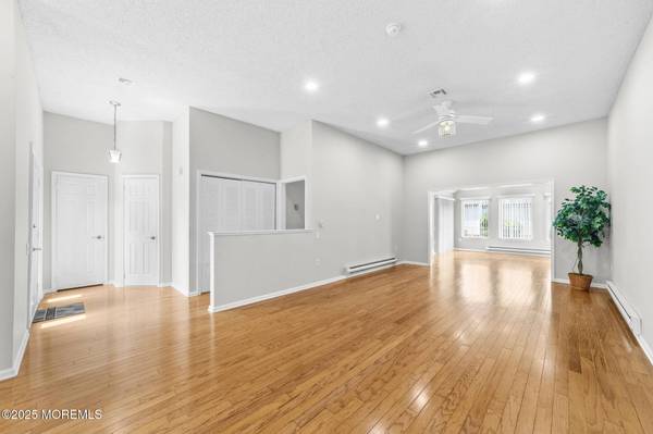 642 Madison Drive #642B, Monroe, NJ 08831
