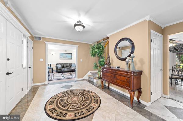 21 TANGLEWOOD PL, Monroe Township, NJ 08831