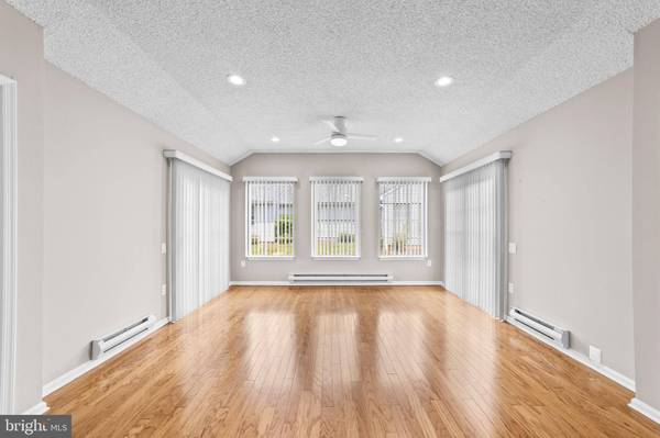 642-B MADISON DR, Monroe Township, NJ 08831