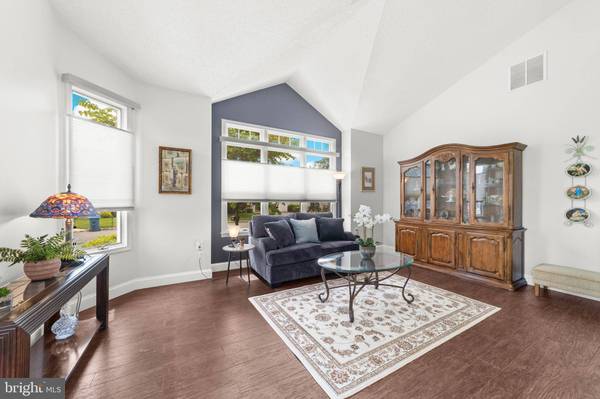 24 BIRMINGHAM LN, Monroe Township, NJ 08831