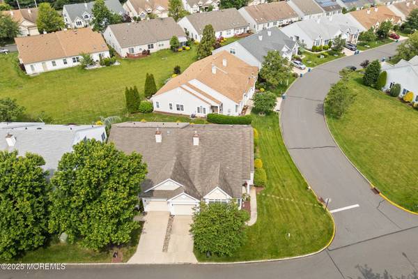 24 Birmingham Lane, Monroe, NJ 08831