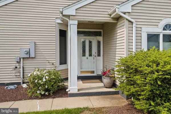 24 BIRMINGHAM LN, Monroe Township, NJ 08831