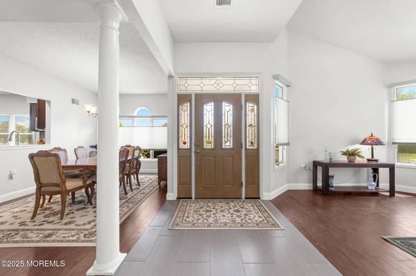 24 Birmingham Lane, Monroe, NJ 08831