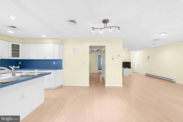 703-B CROYDON RD, Monroe Township, NJ 08831