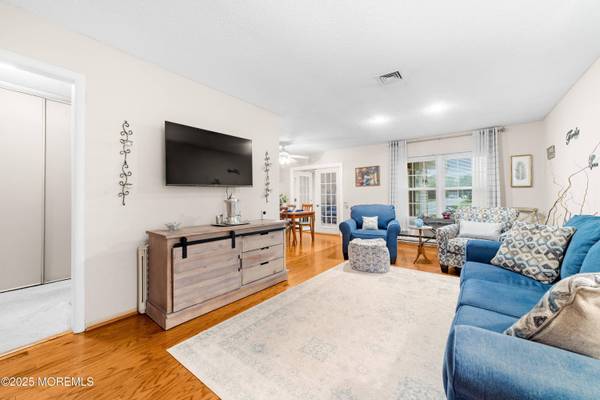 517 Hazen Road ##517B, Monroe, NJ 08831