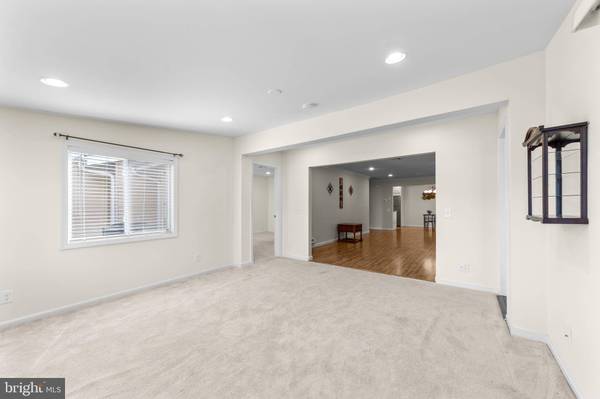 297-A YARDLEY DR, Monroe Township, NJ 08831