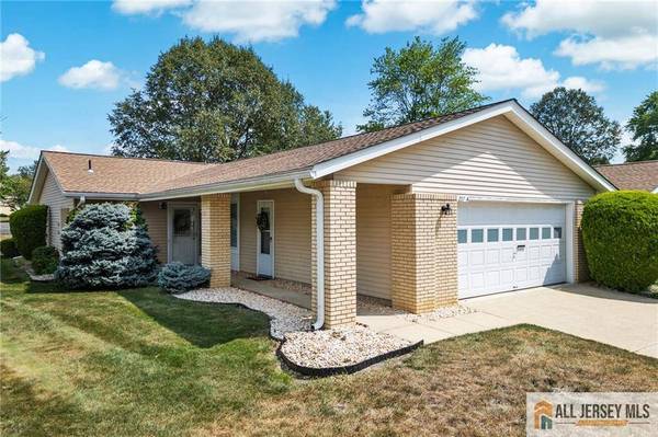297 Yardley DR #297A, Monroe, NJ 08831