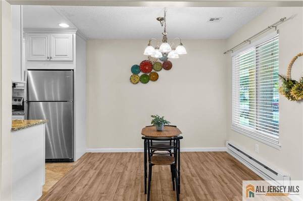 297 Yardley DR #297A, Monroe, NJ 08831