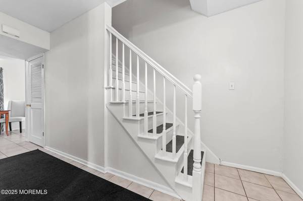 302 Buckelew Avenue, Monroe, NJ 08831