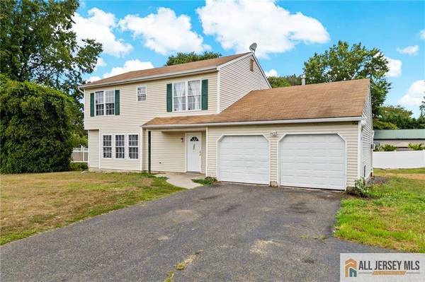 302 Buckelew AVE, Monroe, NJ 08831