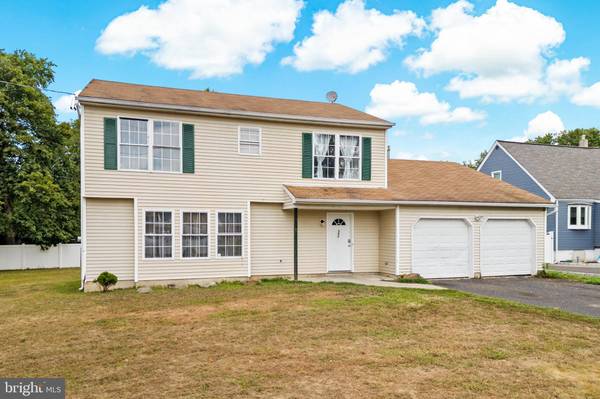 302 BUCKELEW AVE, Monroe Township, NJ 08831