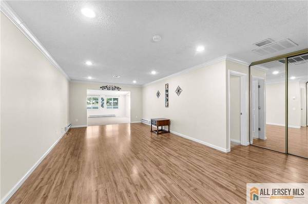 297 Yardley DR #297A, Monroe, NJ 08831