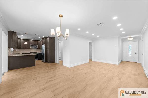 321 Persica PLZ #321A, Monroe, NJ 08831
