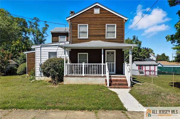 28 Sedgwick ST, Jamesburg, NJ 08831