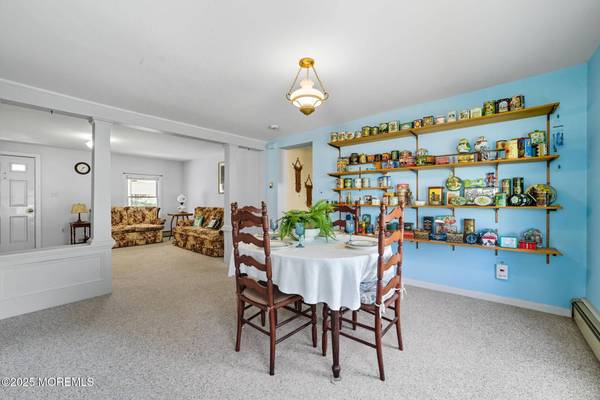 28 Sedgwick Street, Jamesburg, NJ 08831