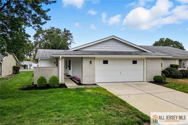 172 Warren RD #172A, Monroe, NJ 08831