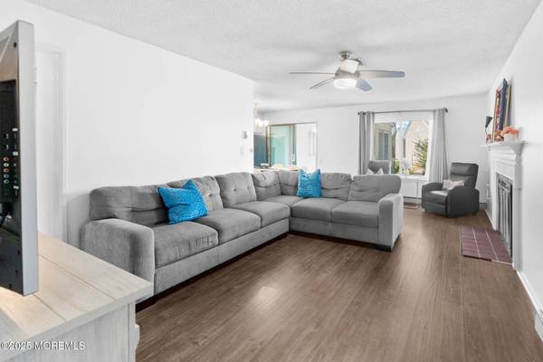 25 Pitman Road #B, Monroe, NJ 08831