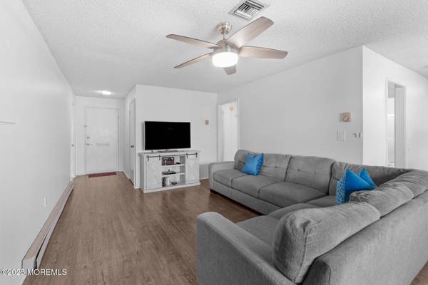 25 Pitman Road #B, Monroe, NJ 08831