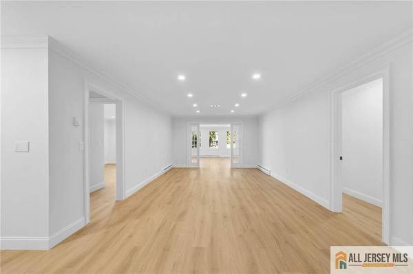235 Vernon RD #235A, Monroe, NJ 08831