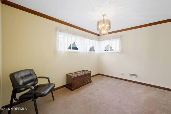 12 Grove Lane, Old Bridge, NJ 08857