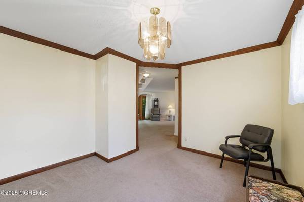 12 Grove Lane, Old Bridge, NJ 08857