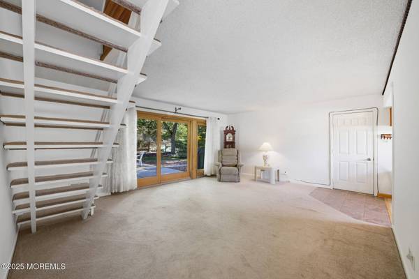 12 Grove Lane, Old Bridge, NJ 08857
