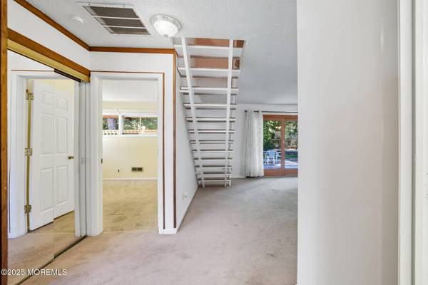 12 Grove Lane, Old Bridge, NJ 08857