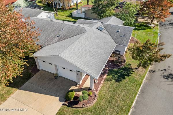 375 Duranta Plz #375C, Monroe, NJ 08831