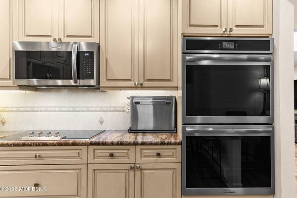375 Duranta Plz #375C, Monroe, NJ 08831