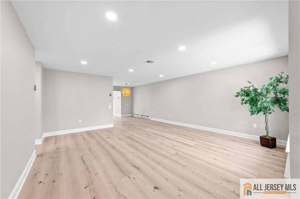 442 Dahlia PLZ #442A, Monroe, NJ 08831