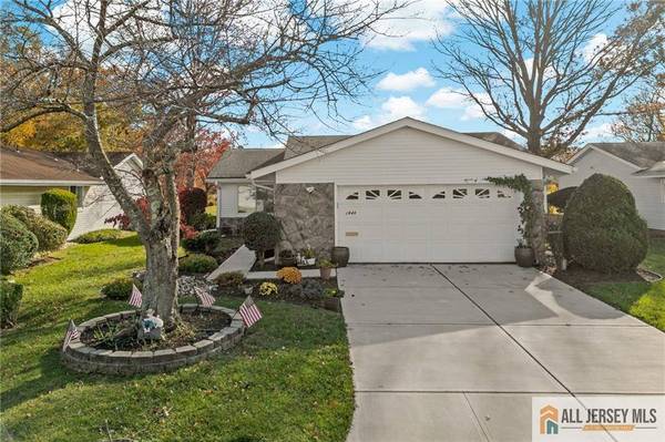 264 Glen RD #264A, Monroe, NJ 08831