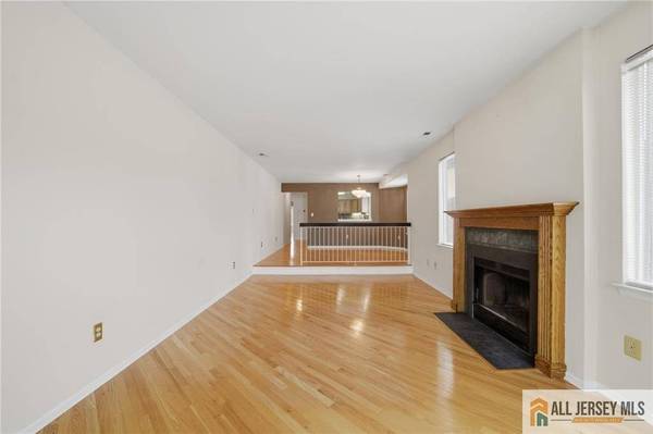 501 Jesse WAY #501, Piscataway, NJ 08854