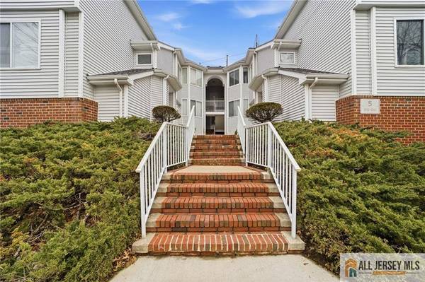 501 Jesse WAY #501, Piscataway, NJ 08854