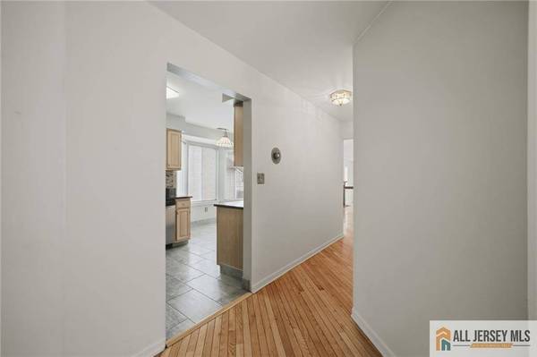 501 Jesse WAY #501, Piscataway, NJ 08854