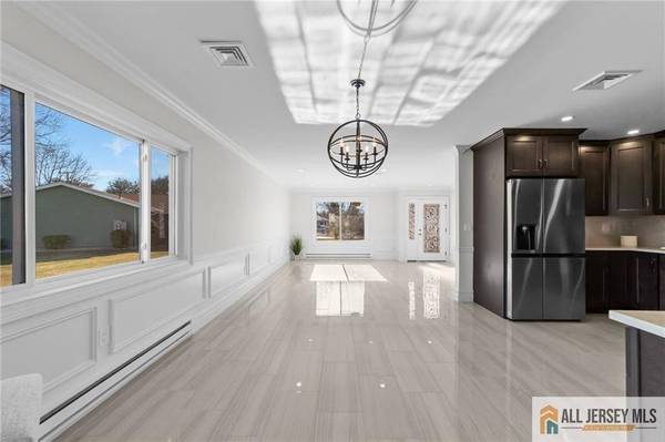 398 Fuchsia PLZ #398C, Monroe, NJ 08831