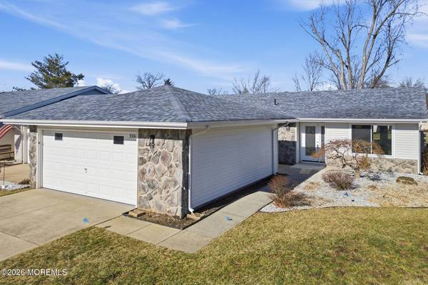 398 Fuchsia Plaza #398C, Monroe, NJ 08831