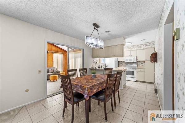 460 Delair RD #A, Monroe, NJ 08831
