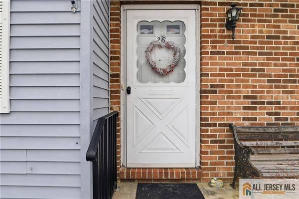 26 Peachtree LN, Jamesburg, NJ 08831