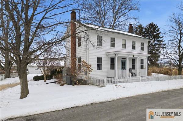 92 Halsey Reed RD, Cranbury, NJ 08512