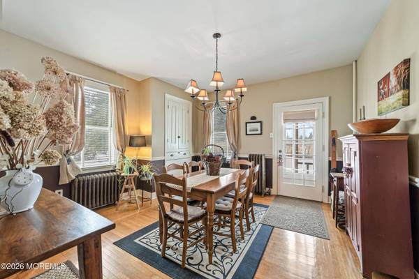 92 Halsey Reed Road, Cranbury, NJ 08512