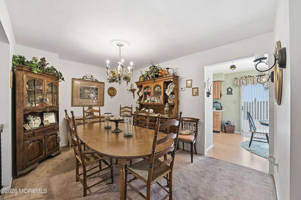 26 Peachtree Lane, Jamesburg, NJ 08831
